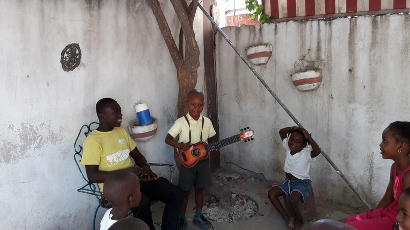 Jésus à la guitare